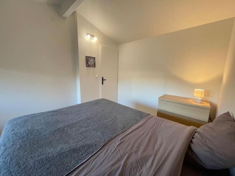 Au Calme, Maison T3 Neuf Avec Jardin A Cassy Lanton Esterno foto